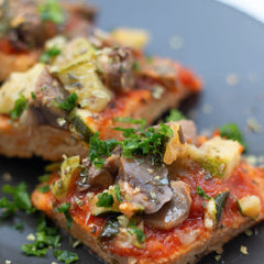 Keto Mini Barbeque Chicken Pizza