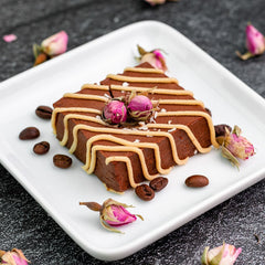 Espresso and Dark chocolate Cake with Keto Dulche de leche