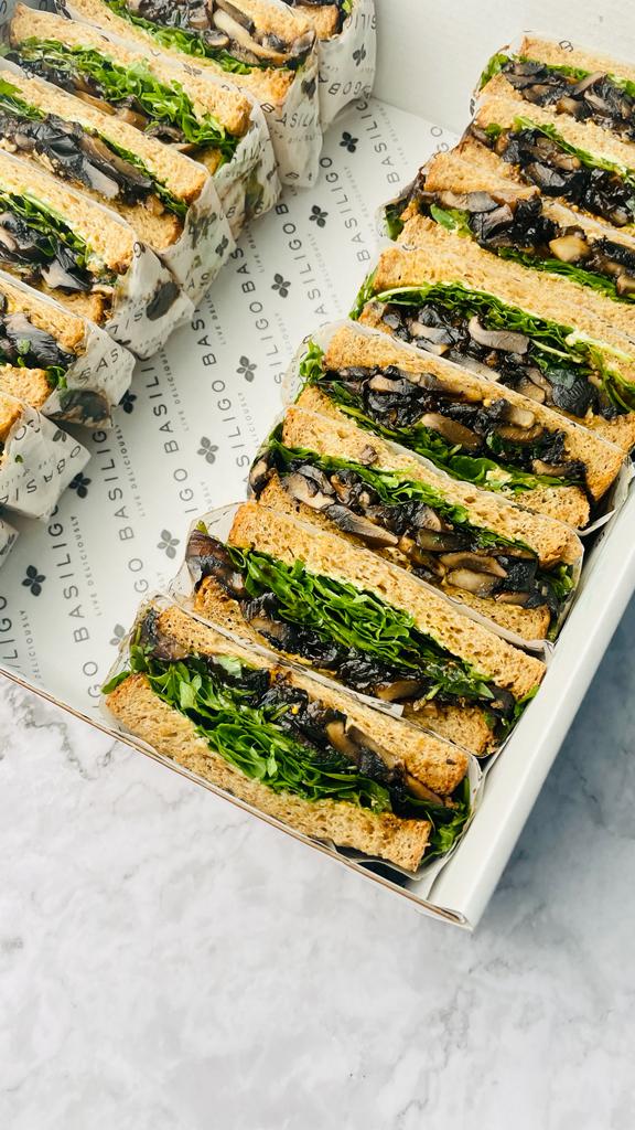 Vegan Portobello Mushroom BBQ Sandwich – 12pieces – Basiligo